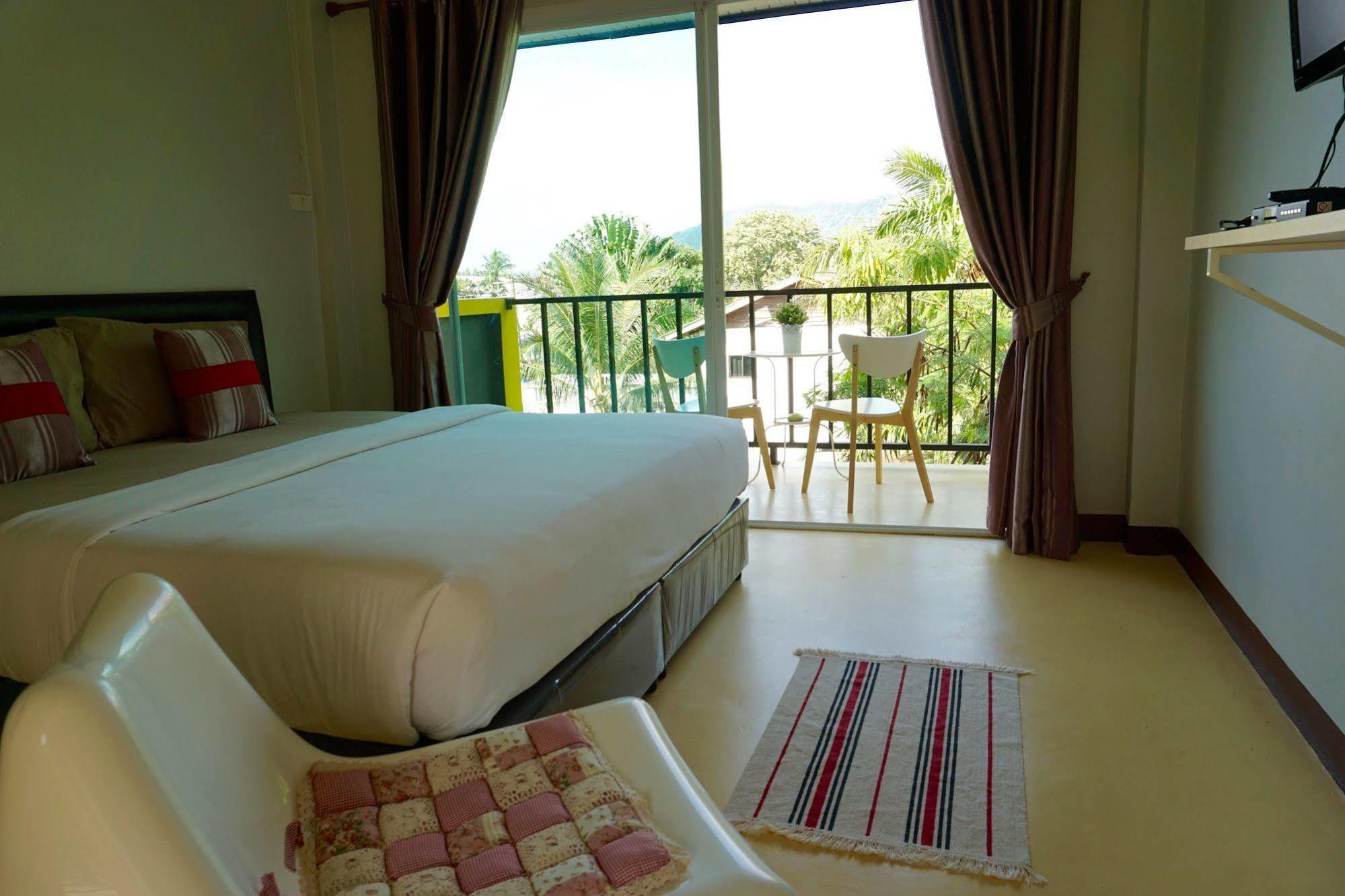 ลม ละ ลันตา Hotel เกาะลันตา ภายนอก รูปภาพ