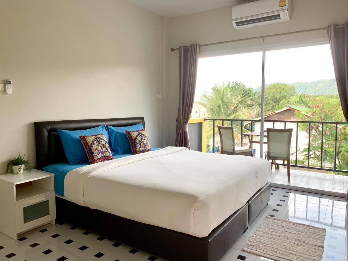 ลม ละ ลันตา Hotel เกาะลันตา ภายนอก รูปภาพ